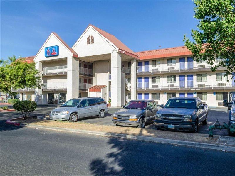 Motel 6-Fresno, Ca - Yosemite Hwy Exterior foto